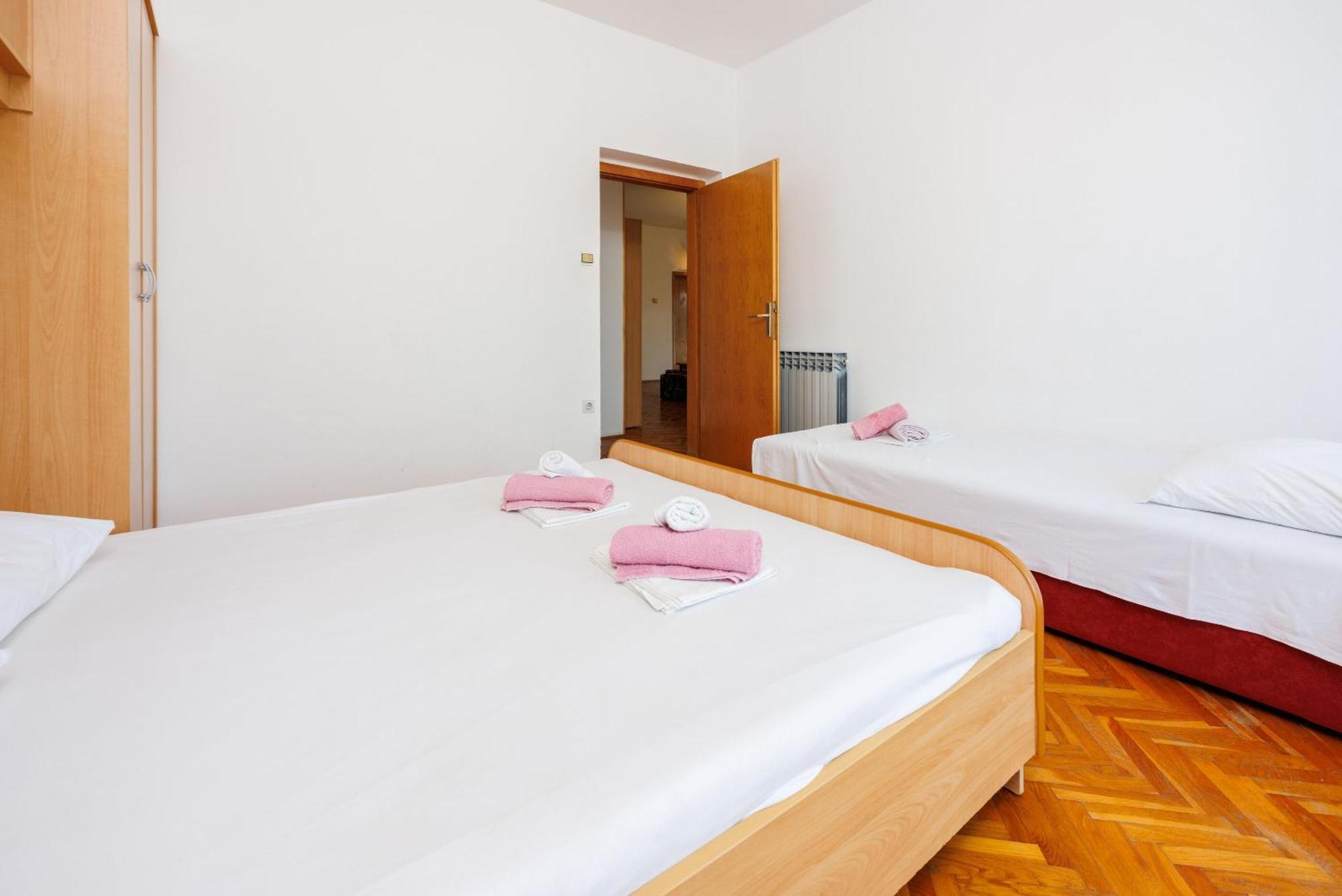 Apartments Davorka Crikvenica Eksteriør bilde